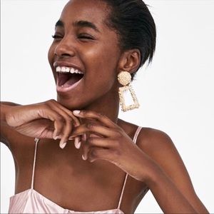 Zara Golden Raised Design Earrings Blogger Fave